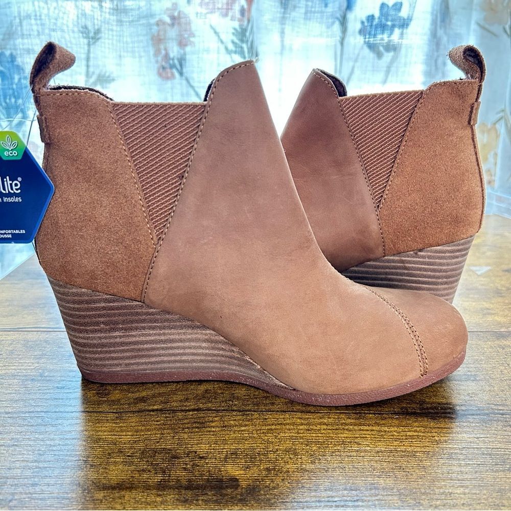 Toms Kelsey Wedge Bootie Tan 6.5 - Picture 3 of 4